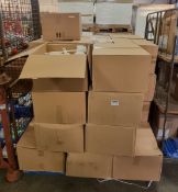 34x boxes of white toilet brushes - 40 per box