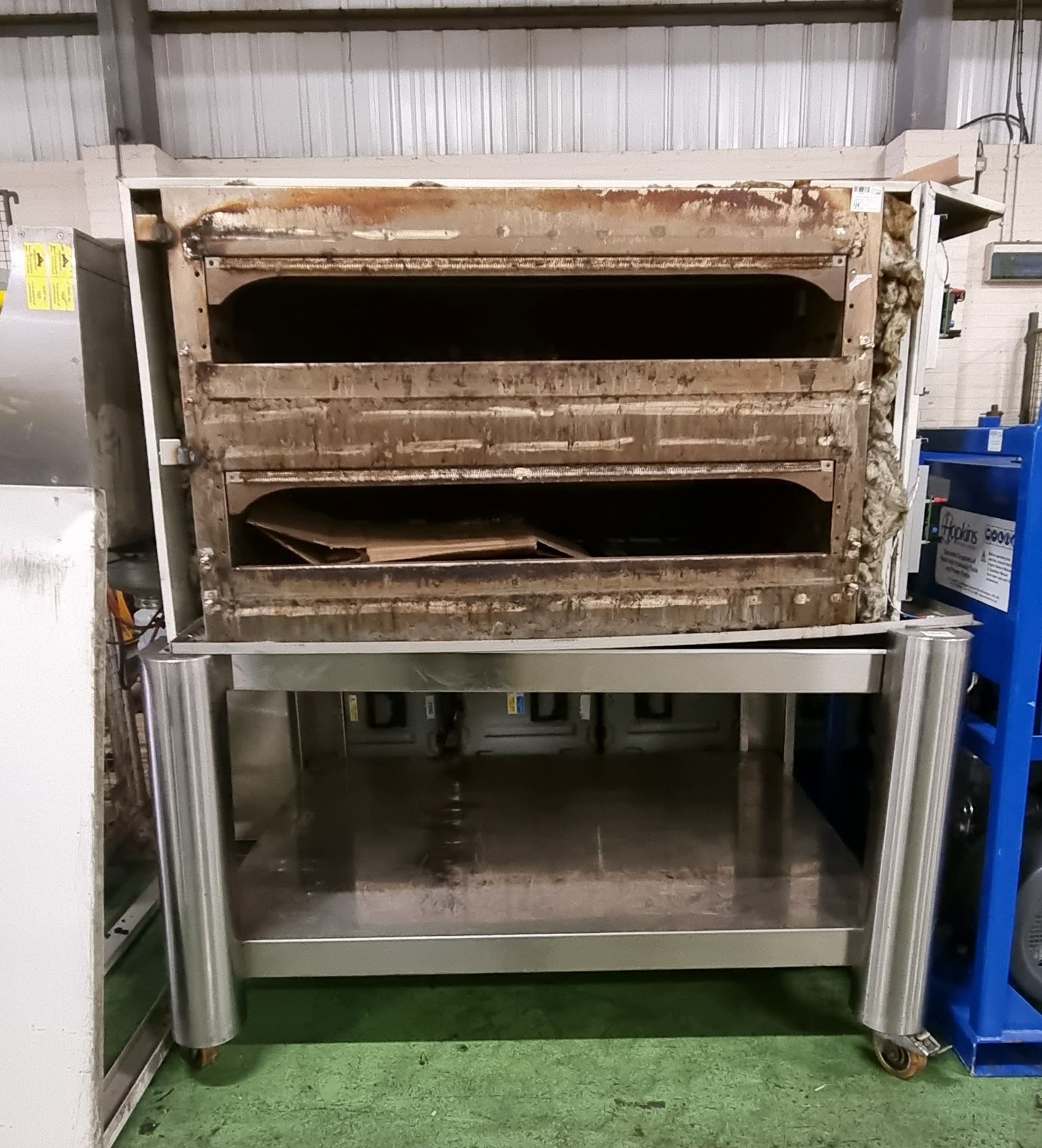 Cuppone MX935/2D-C5-CP pizza oven & extractor unit, 400V 50Hz - L150 x W125 x H167 - AS SPARES - Image 2 of 7