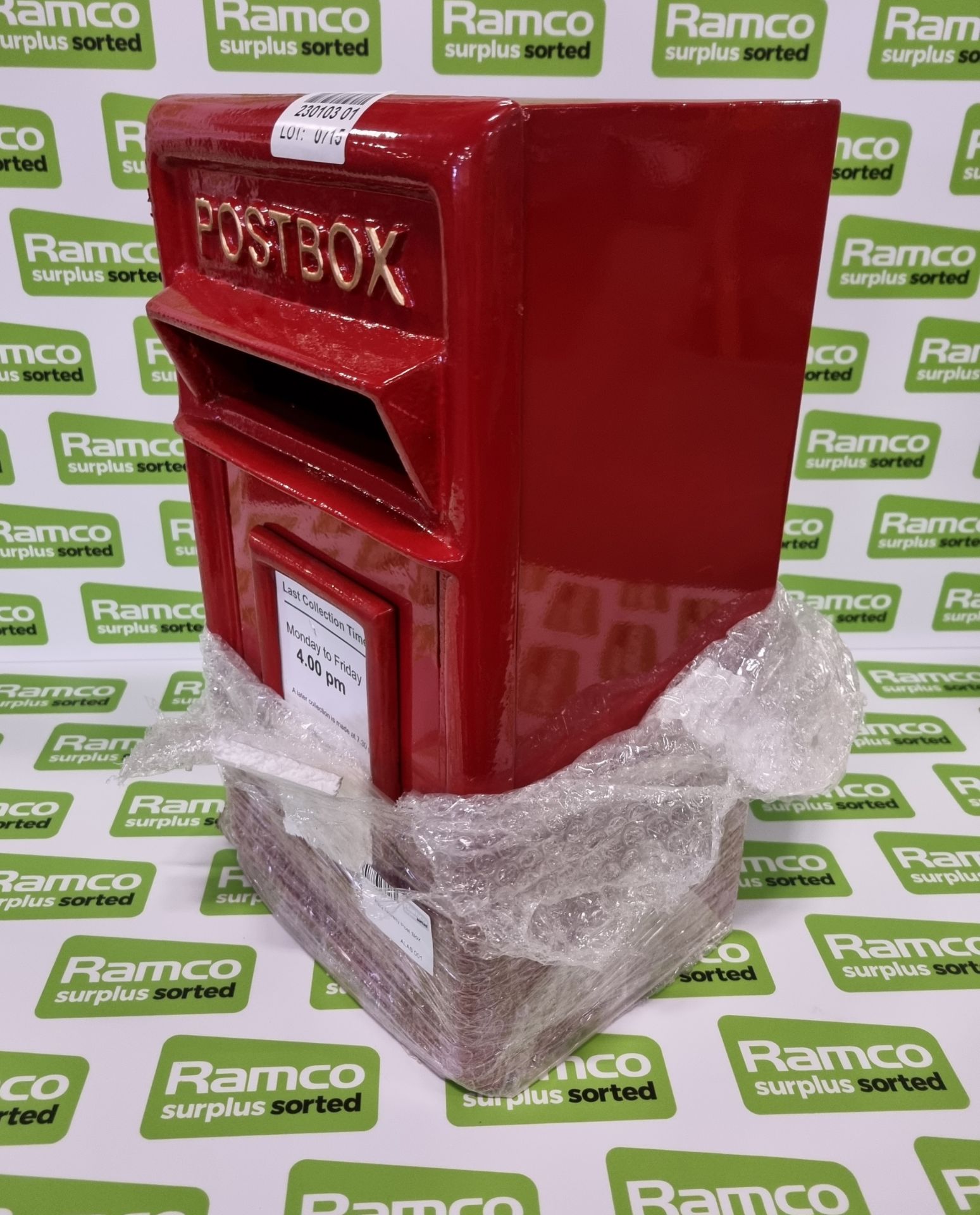 Red Novelty Post Box - Image 2 of 3