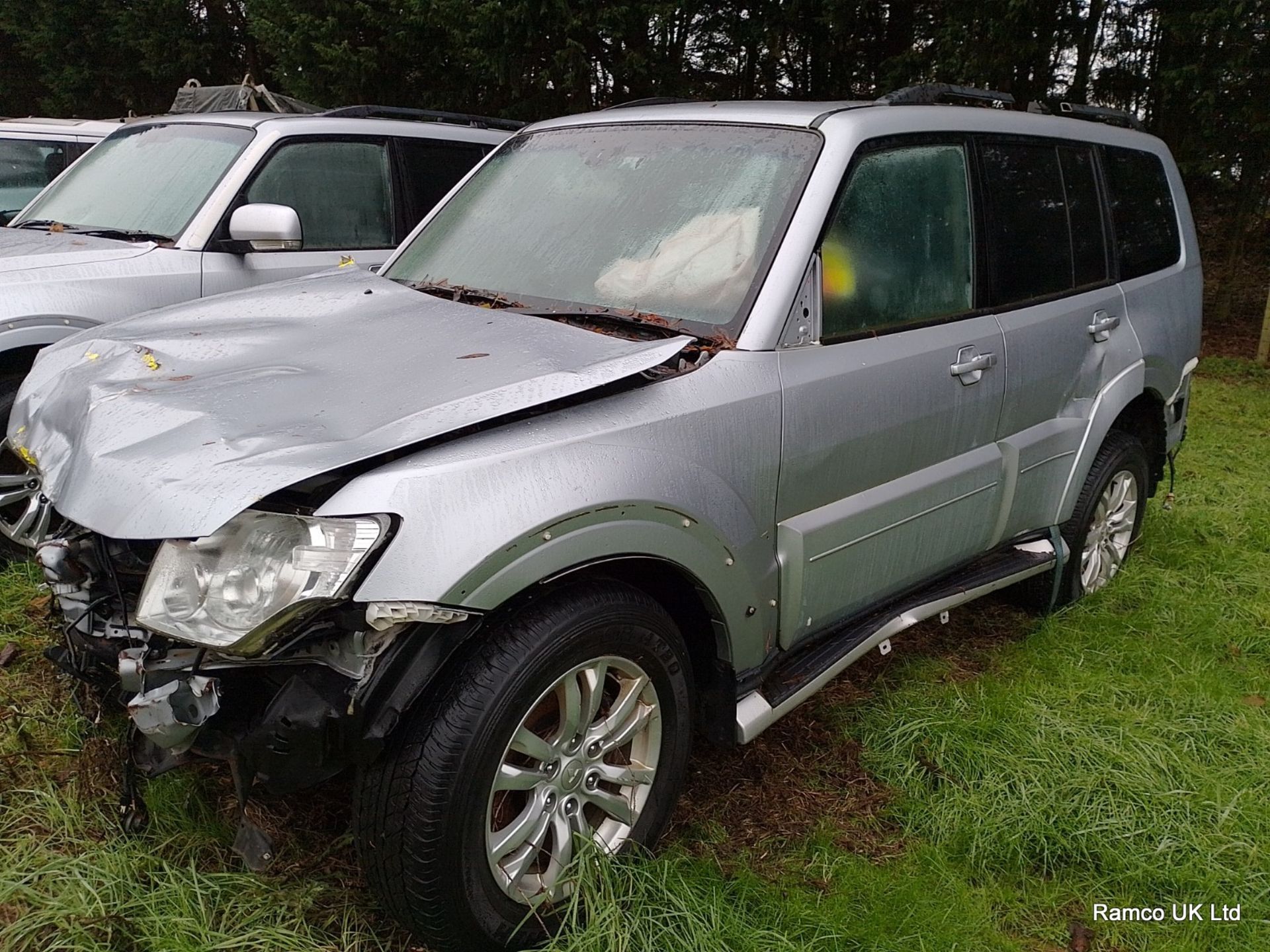 WV66 KNK - Mitsubishi Shogun, Diesel, Silver, 2017 - Image 2 of 7