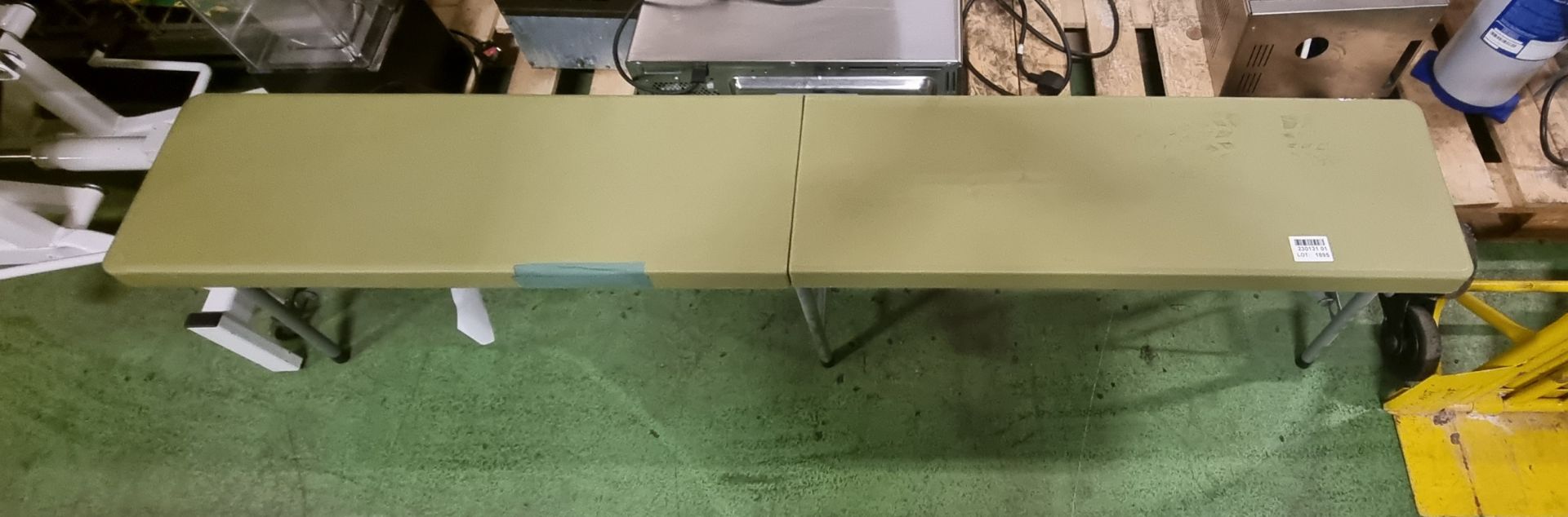 Ex- Army folding bench (opened:180x30x40cm, folded: 90x30x10cm) - Image 2 of 2