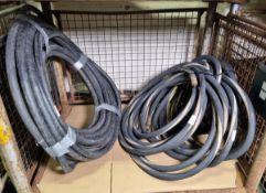 2x Black Hydraulic hoses with 3.5cm quick connectors - approx 19M in length