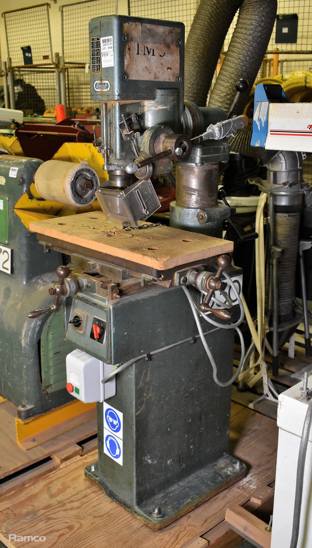 AB Arboga Maskiner Type U2508 pillar drill/miller - 3 phase - 400v - 1.7amp - Image 2 of 5