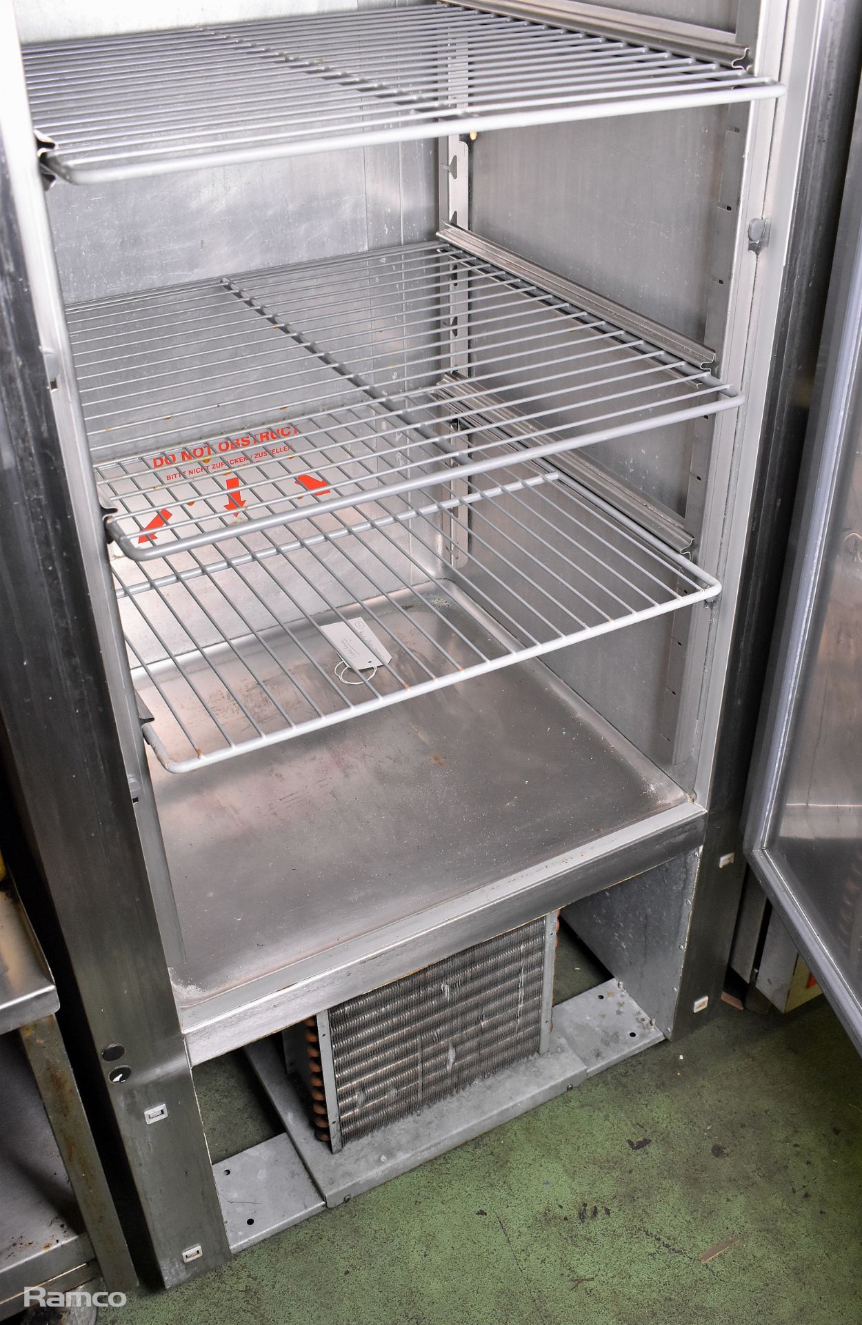 Williams HZ16-WB R1 Single Upright Fridge - Image 2 of 5