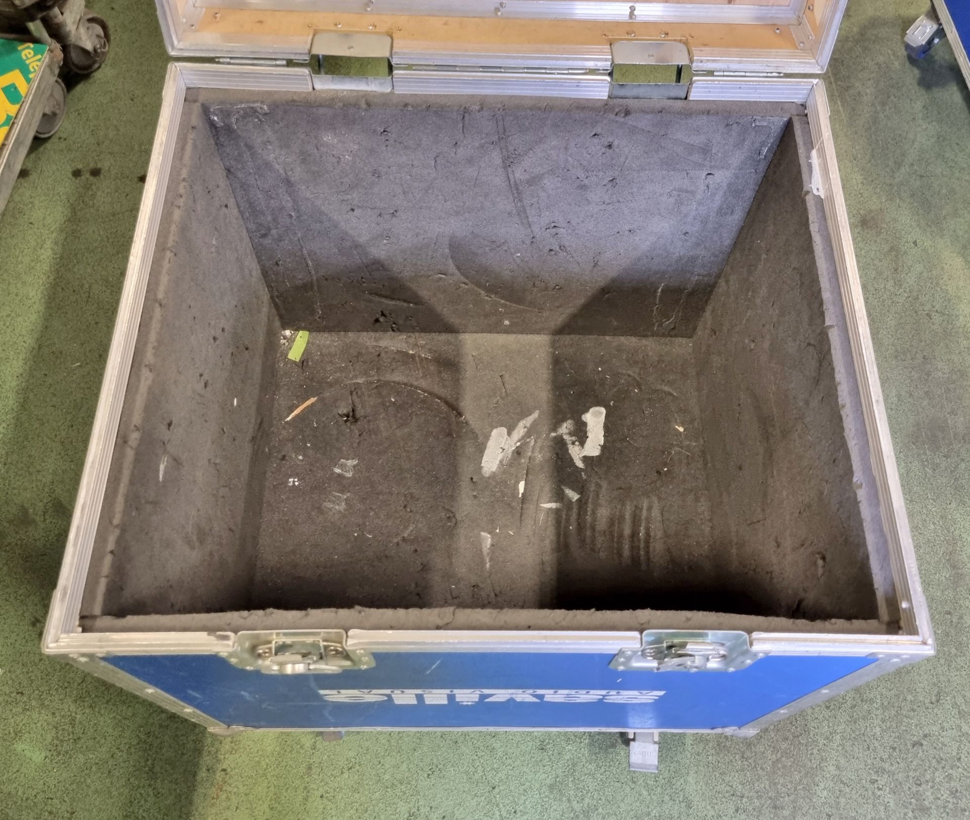 Flight case - L75 x W65 x H86cm - Image 3 of 3