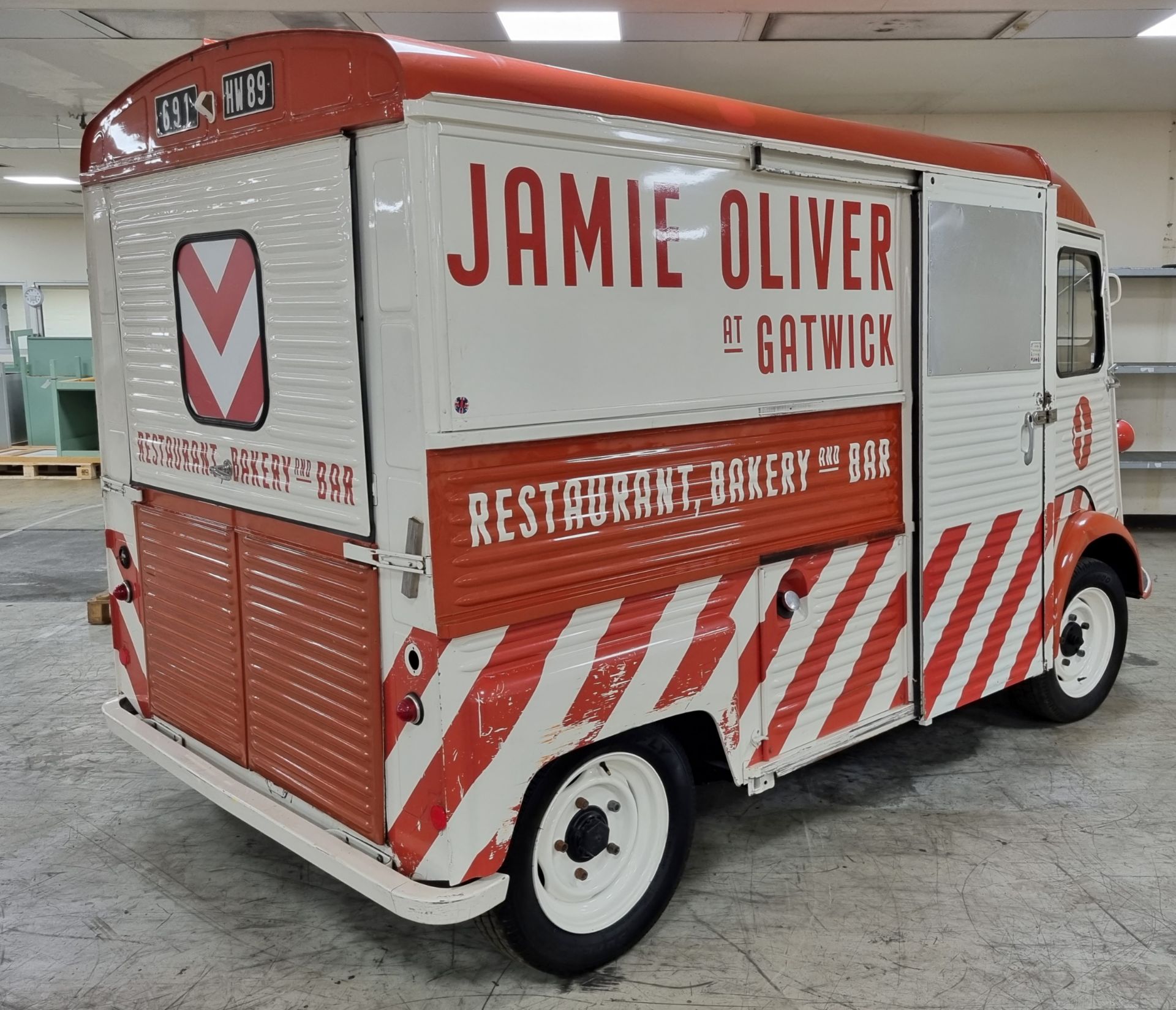 Citroen HY catering van - fantastic business opportunity - Image 6 of 36