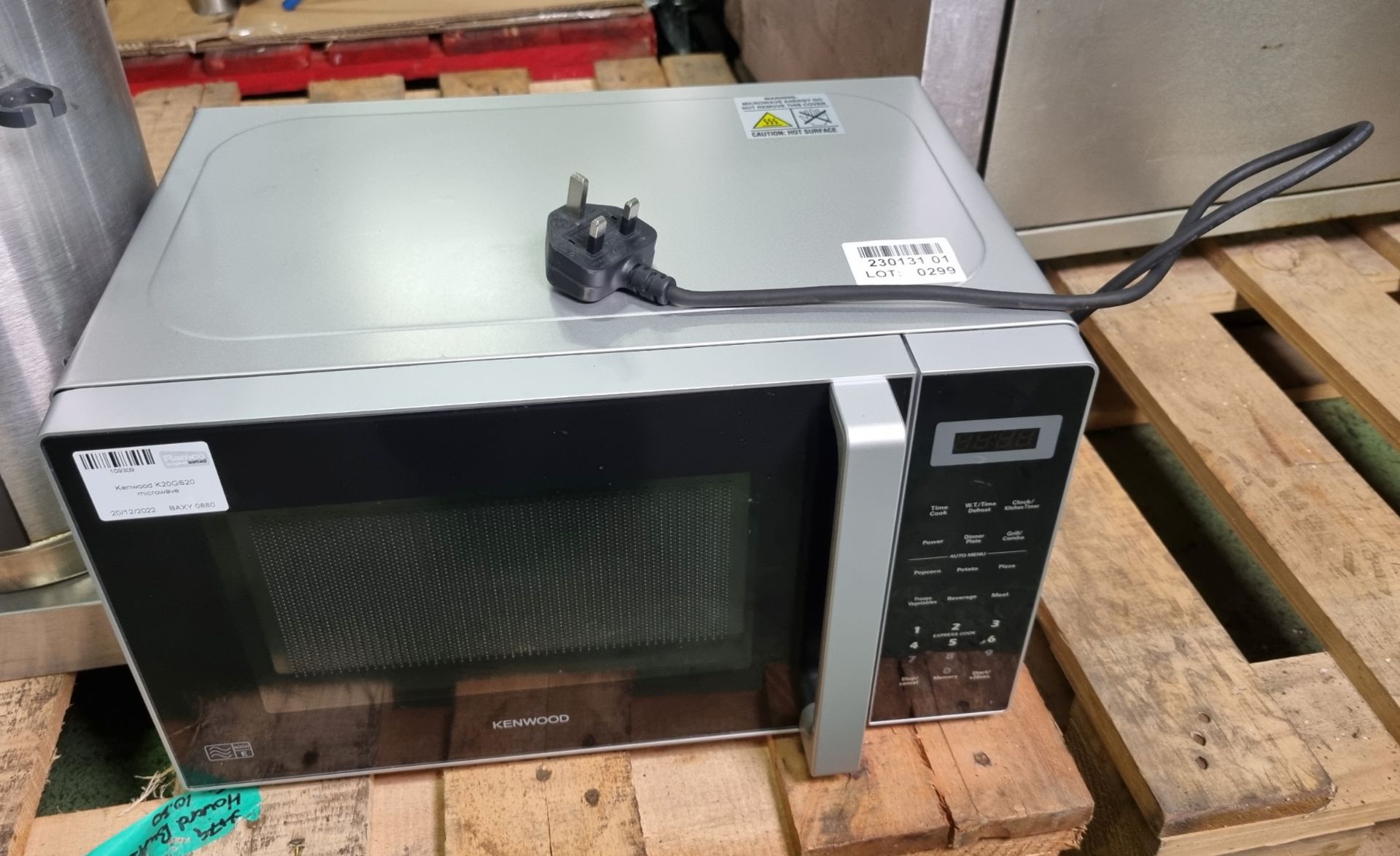 Kenwood K20GS20 microwave - Image 2 of 4