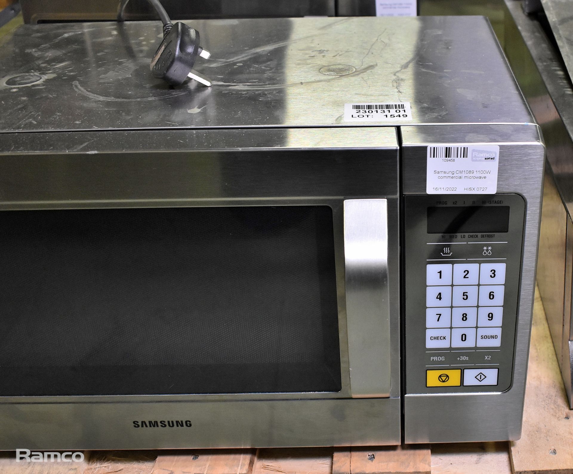 Samsung CM1089 1100W commercial microwave - Image 3 of 4