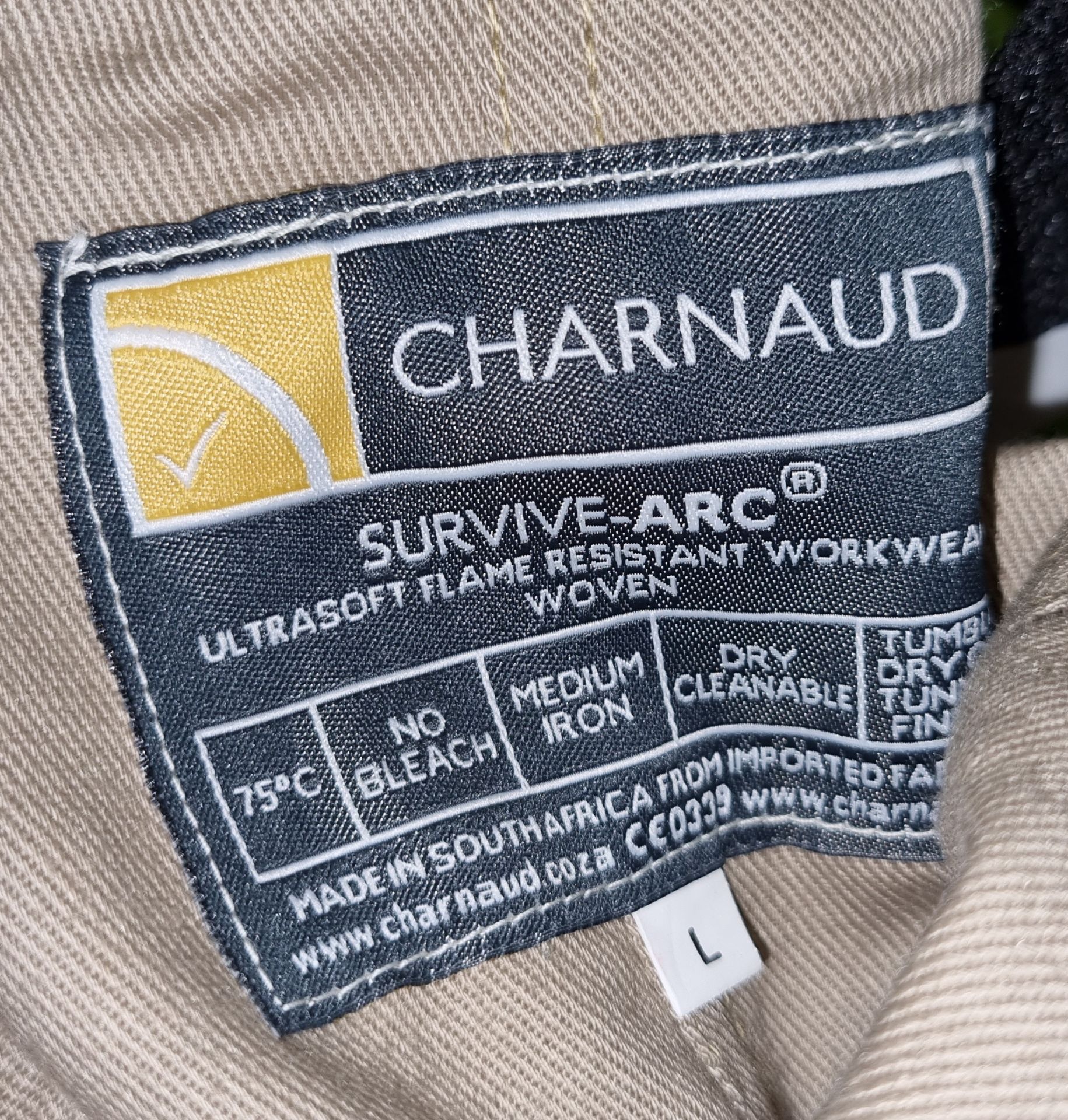 Charnaud Survive Arc PPE switching suit including hood, jacket, dungarees and gloves, size - L - Image 8 of 9