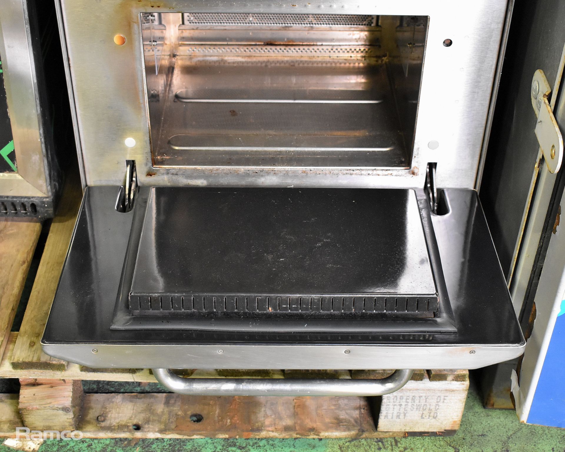 Merrychef Eikon e4 Combination oven, 220/240V 50Hz - L58 x W80 x H60cm - Image 2 of 5