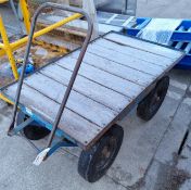 Flatbed workshop trolley with rubber wheels - trolley bed size: 120x70cm