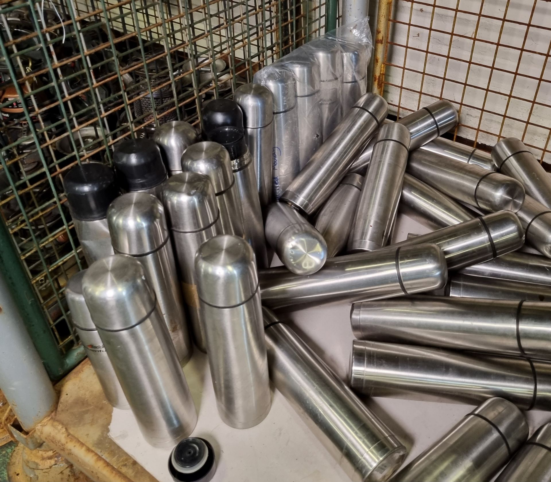 Stainless steel thermal flasks in various sizes - unknown condition - approximately 80 pieces - Bild 3 aus 5
