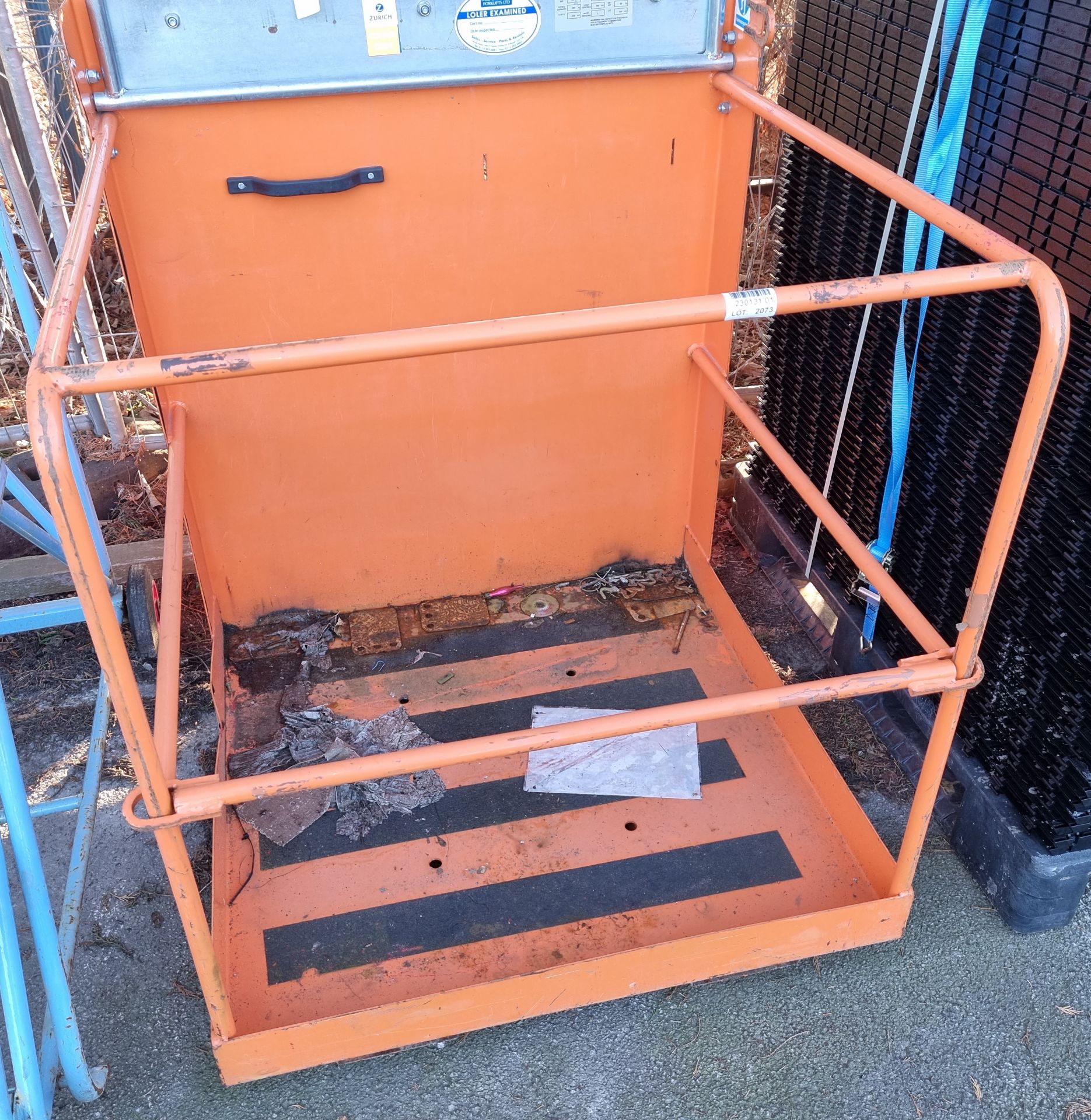 Invicta Fork & Attachments IAP-6 forklift access platform cage - dimensions: 100x100x215cm - Image 2 of 3