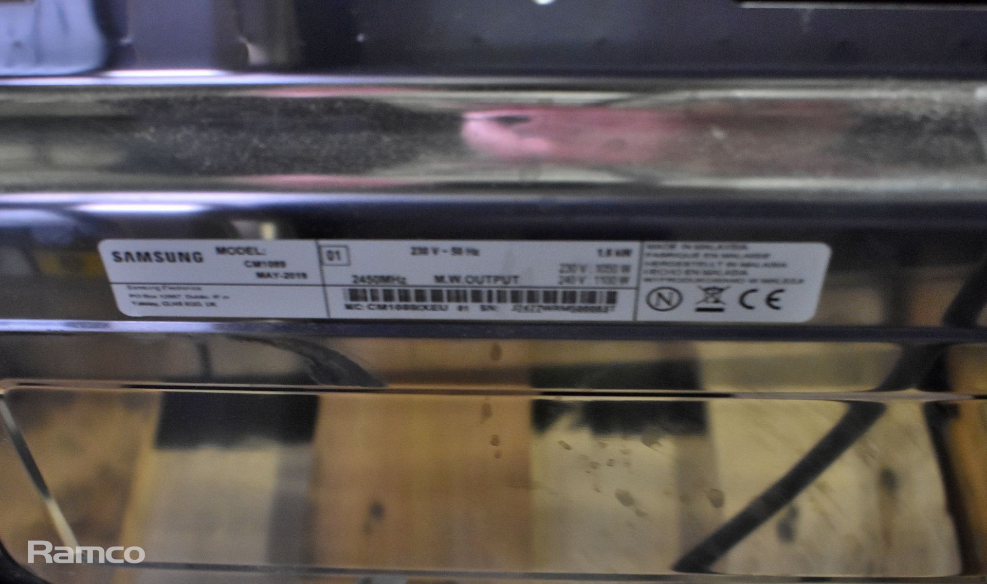 Samsung CM1089 1100W commercial microwave - Image 4 of 4