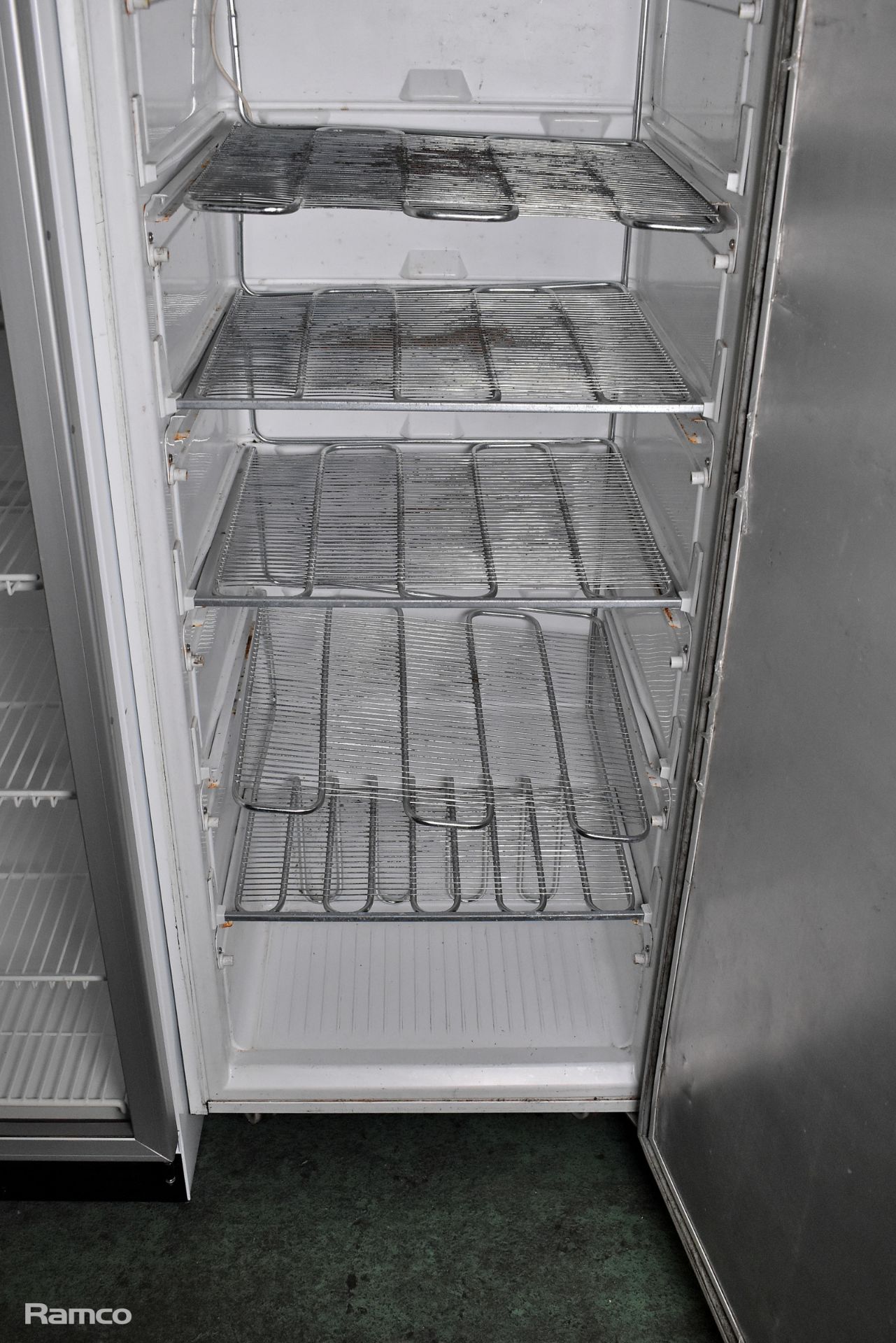 Gram F400LU Single Upright Freezer - Image 2 of 5