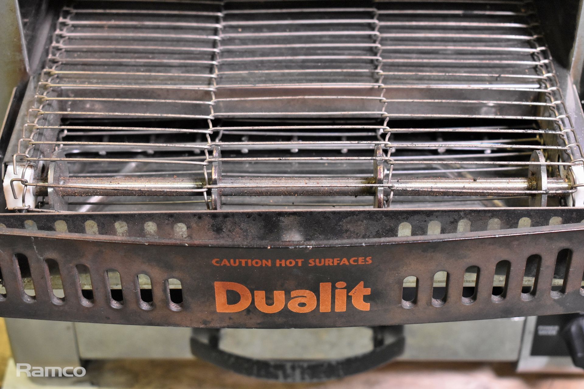 Dualit DCT2T conveyor toaster - Image 2 of 4
