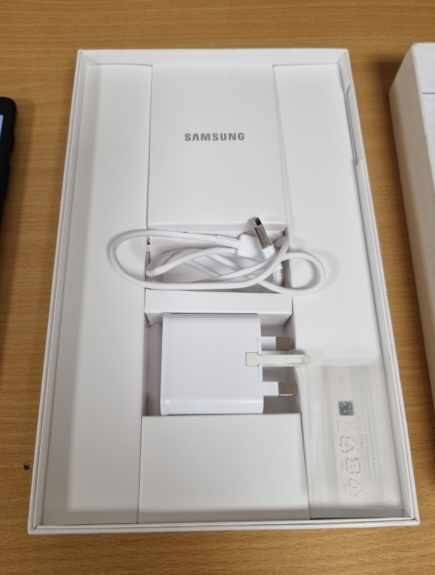 Samsung Galaxy Tab A SM-T510, 10.1 inch Tablet, Wifi, 32GB, 2GB RAM, 8MP AF + 5MP, Black - Image 7 of 8