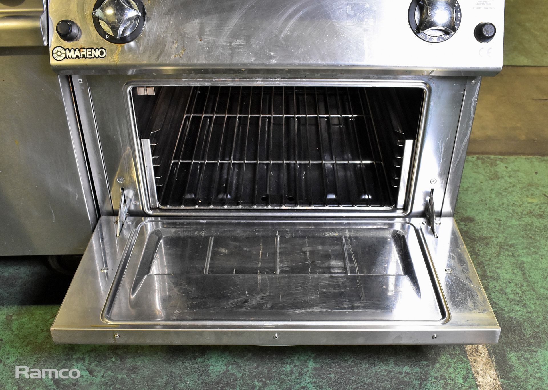 Morena solid top natural gas oven range - L 80 x W 84 x H 90cm - Image 2 of 6