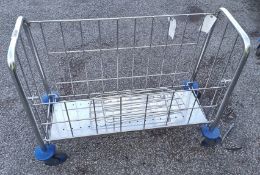 Small stainless steel cage trolley - dimensions: 90x40x75cm