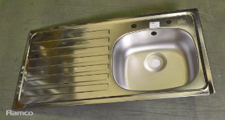 Pyramis stainless steel sink unit with drainer