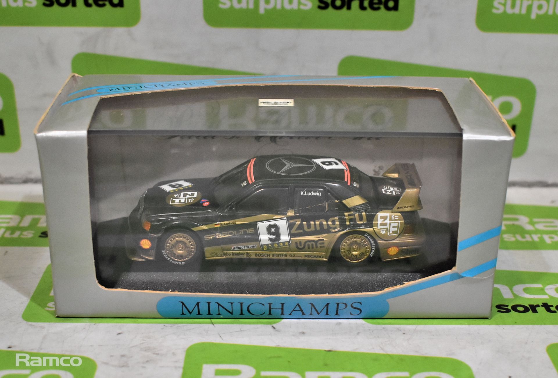 Minichamps Paul’s Model Art Mercedes 190 E Evo 2 – AMG-ZUNG – Ludwig – Macau GP 1991 - 1:43 metal