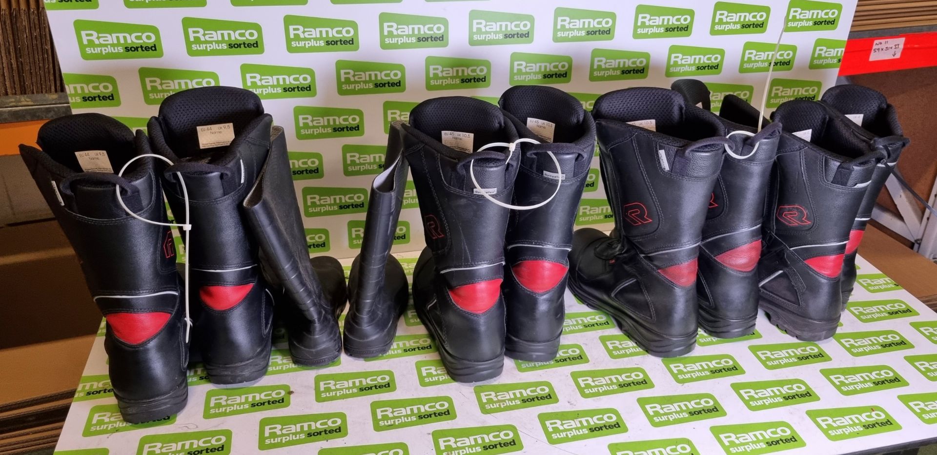 Rosenbauer fire & safety boots size UK 4, Rosenbauer fire & safety boots size UK 9,5 - Image 3 of 6