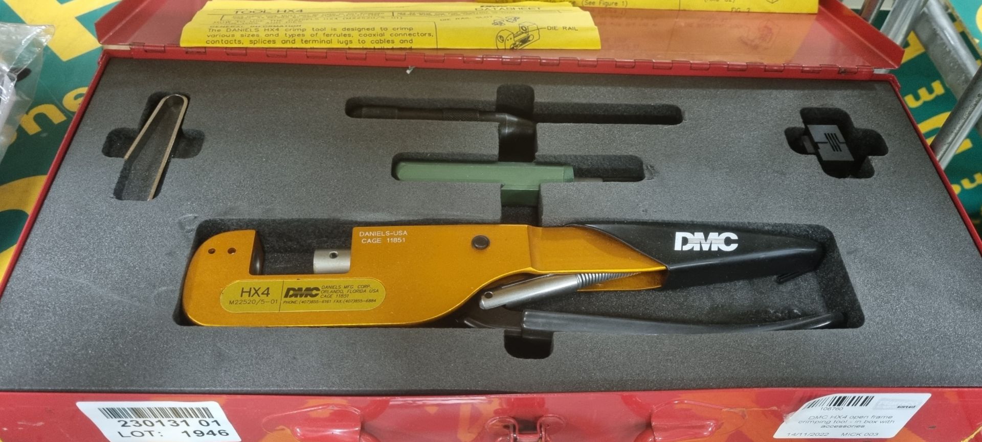 DMC HX4 open frame crimping tool - in box with accessories - Image 2 of 3