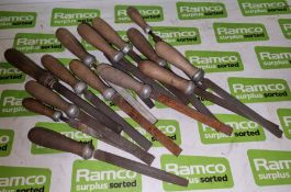 15x 150mm straight hand files with wooden handles