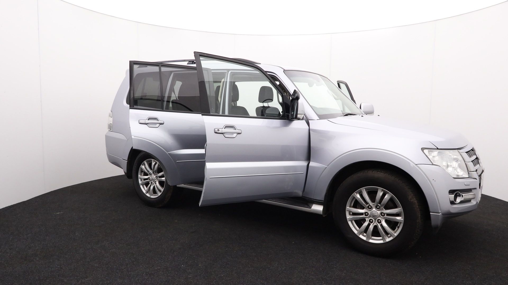 Mitsubishi Shogun 3.2DI EL WN18KVE - Bild 43 aus 49