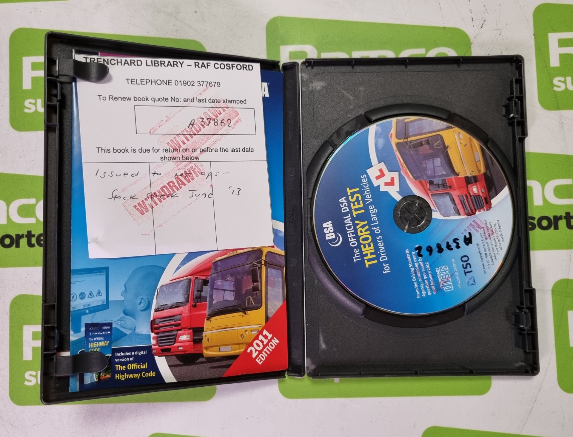 2x The Official DVSA Theory Test for Drivers of Large Vehicles, 2x The Professional LGV Driver's Han - Image 19 of 19