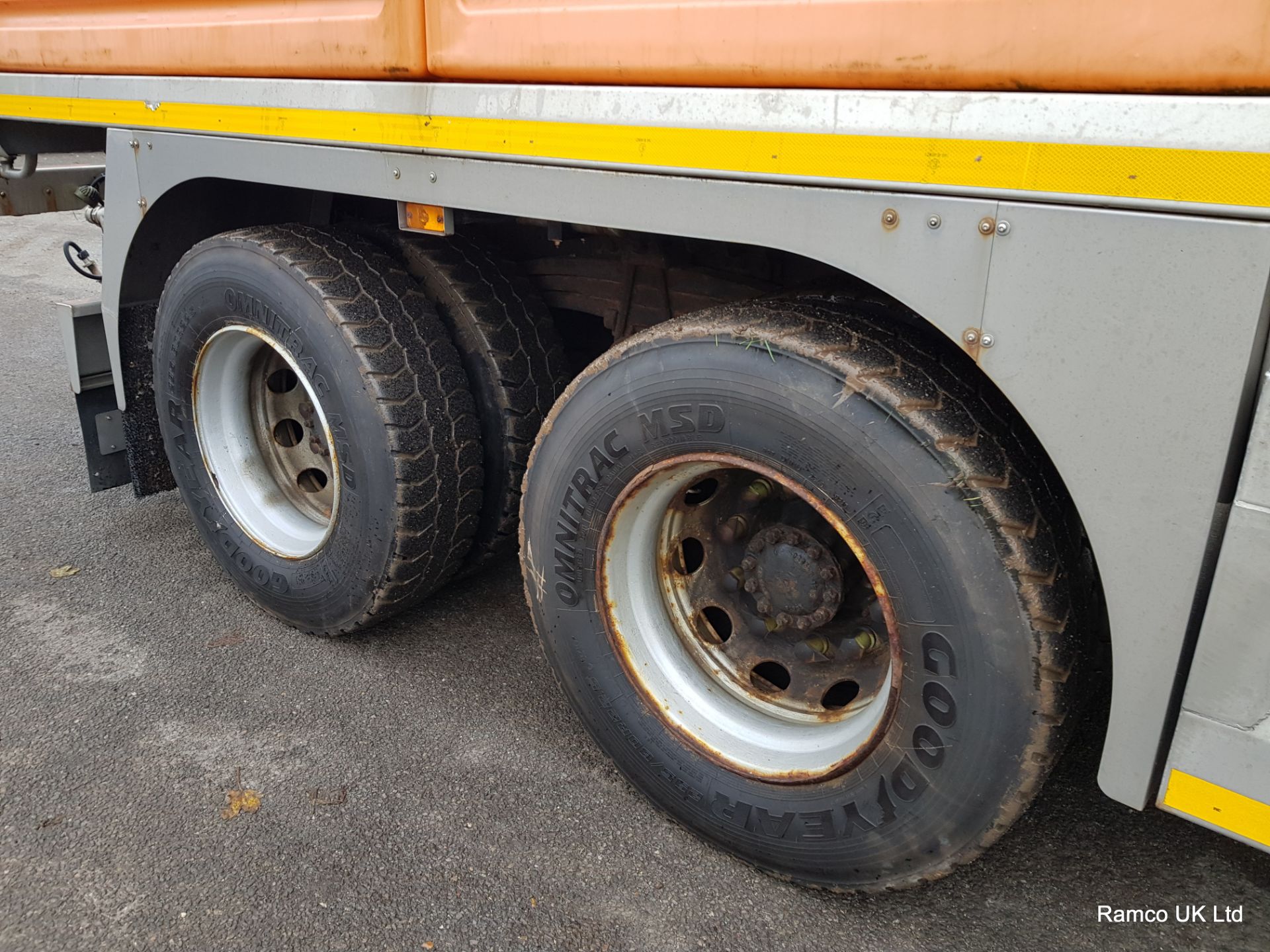 2010 (reg KM10 THG) Volvo FE 340 with Romaquip pre-wet gritter mount. - Image 5 of 17