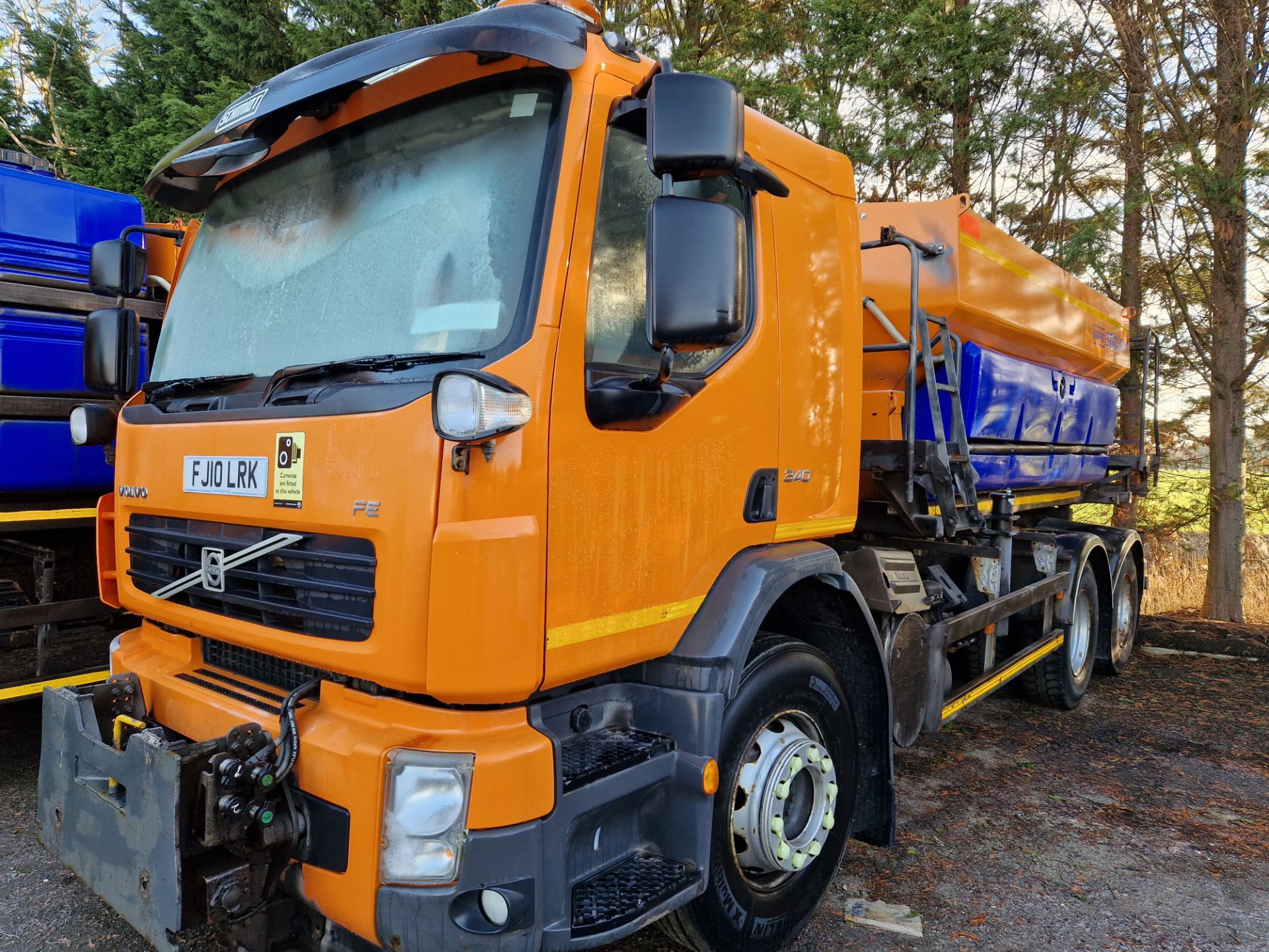 2010 (reg FJ10 LRK) Volvo FE 340 with Schmidt Stratos pre-wet gritter mount. - Image 2 of 15