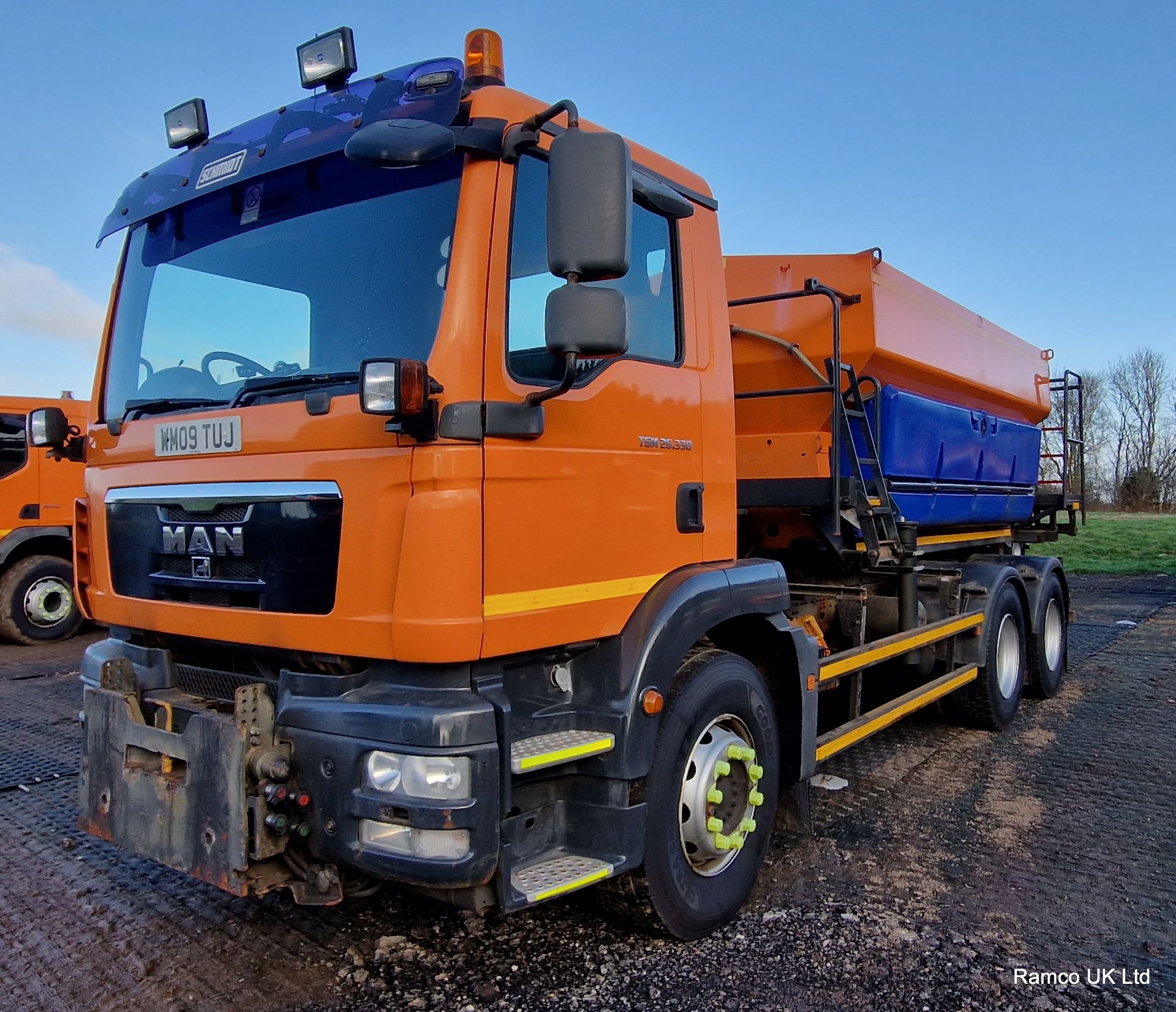 2009 (reg WM09 TUJ) MAN TGM 26.330 6x4 with Schmidt Stratos 9m3 pre-wet gritter mount.