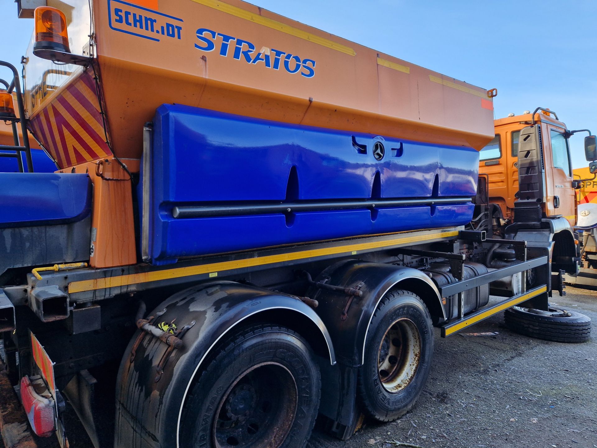 2008 (reg WX08 WUY) MAN TGM 26.330 6x4 with Schmidt Stratos 9m3 pre-wet gritter mount. - Image 8 of 8