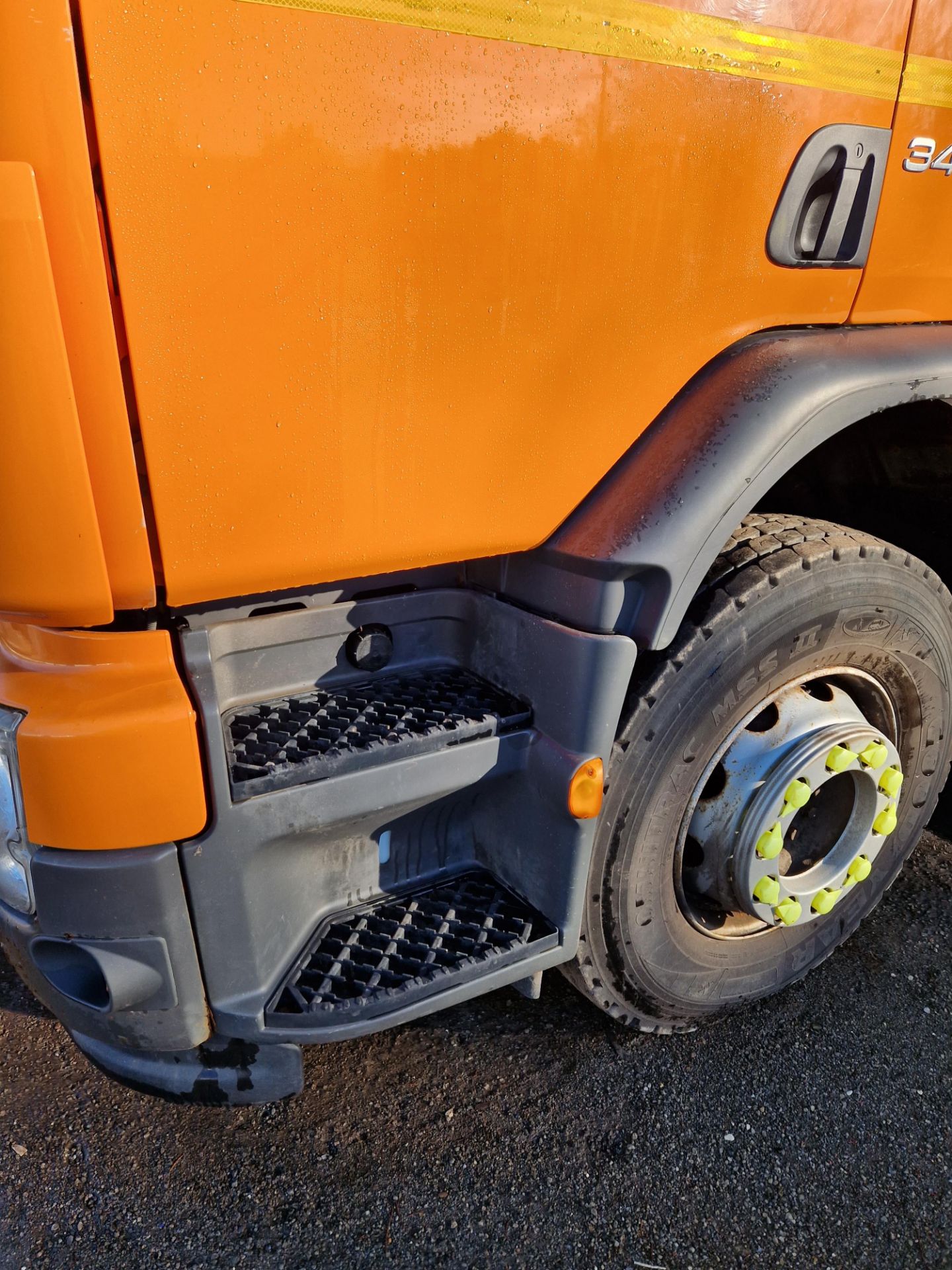 2010 (reg FJ10 LPN) Volvo FE 340 with Schmidt Stratos pre-wet gritter mount. - Image 4 of 19