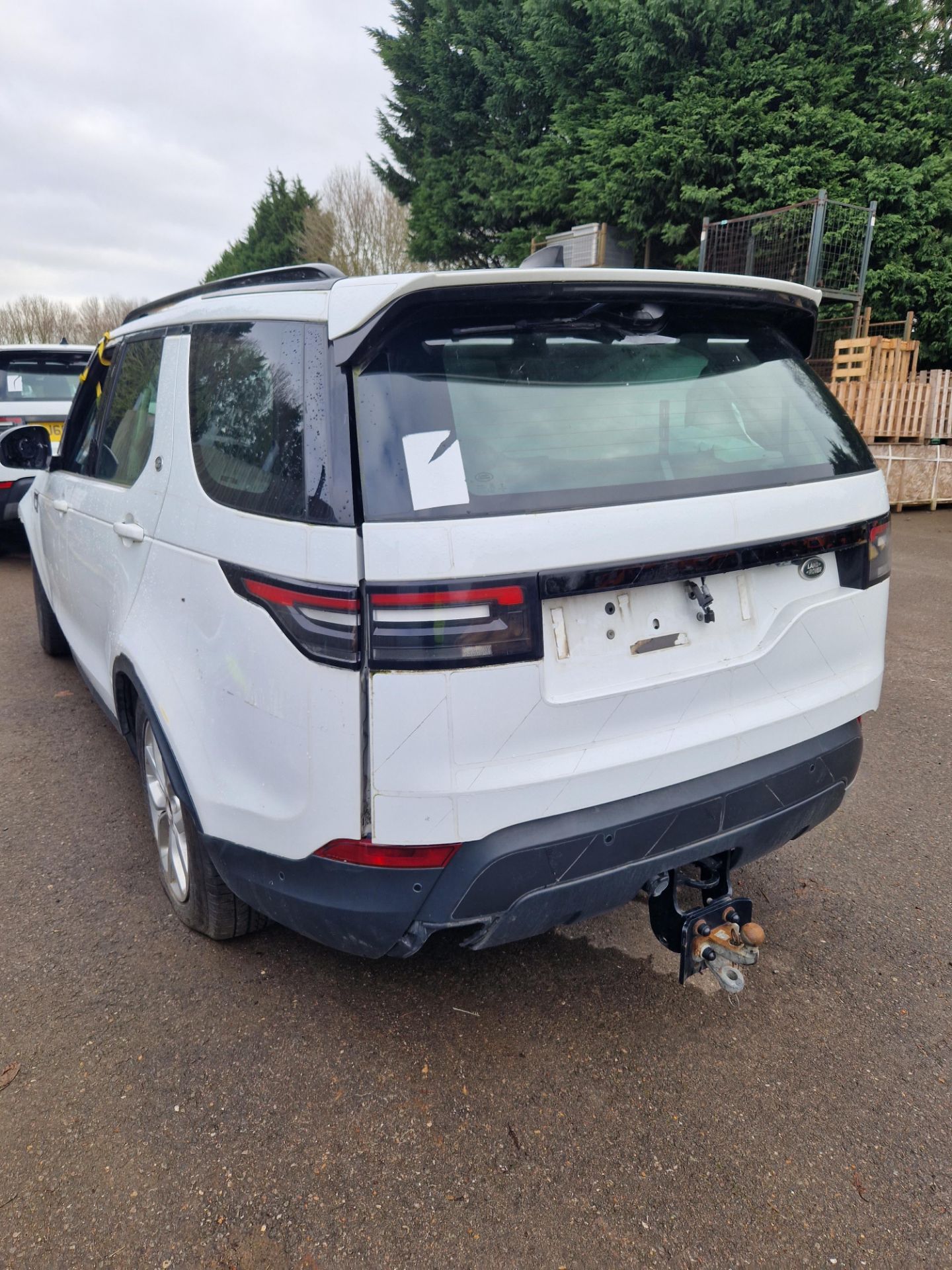 BA68 OZO - 2018 Land Rover Discovery 5 SDV6 3.0 DSE - Image 6 of 17