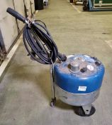 Rozone Sustainable Solutions Romess mobile brake bleeder