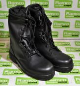 Double Duty leather cadet boots - Size 4 medium