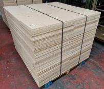 102x Chipboard panels - L120 x W60 x 1.8cm