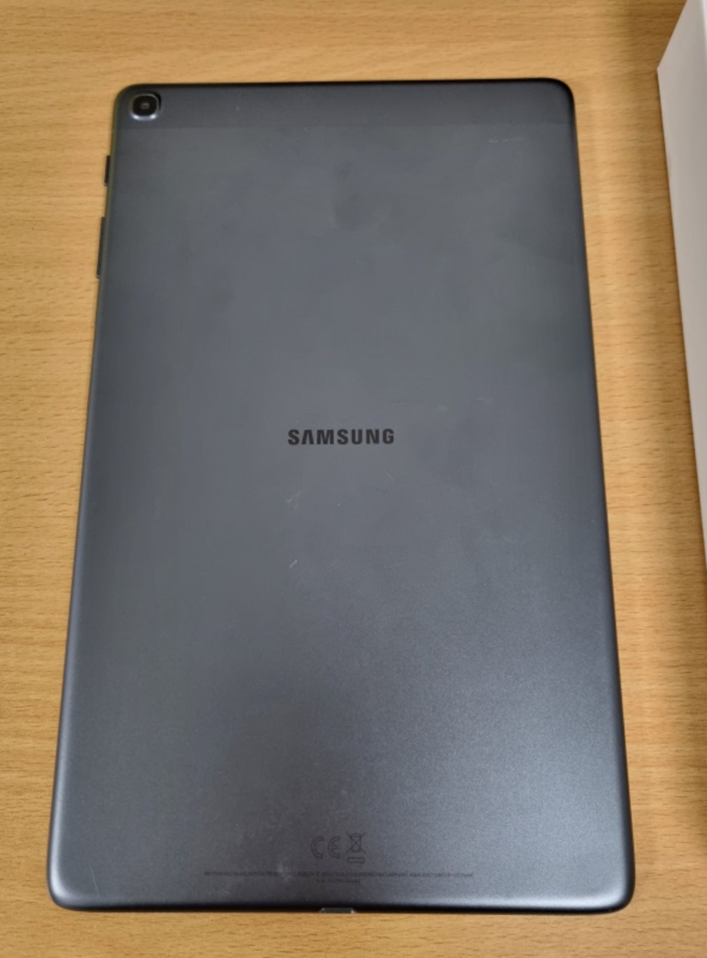 Samsung Galaxy Tab A SM-T510 - 10.1 inchTablet - Wifi - 32GB - 2GB RAM - 8MP AF & 5MP Black - Image 6 of 8