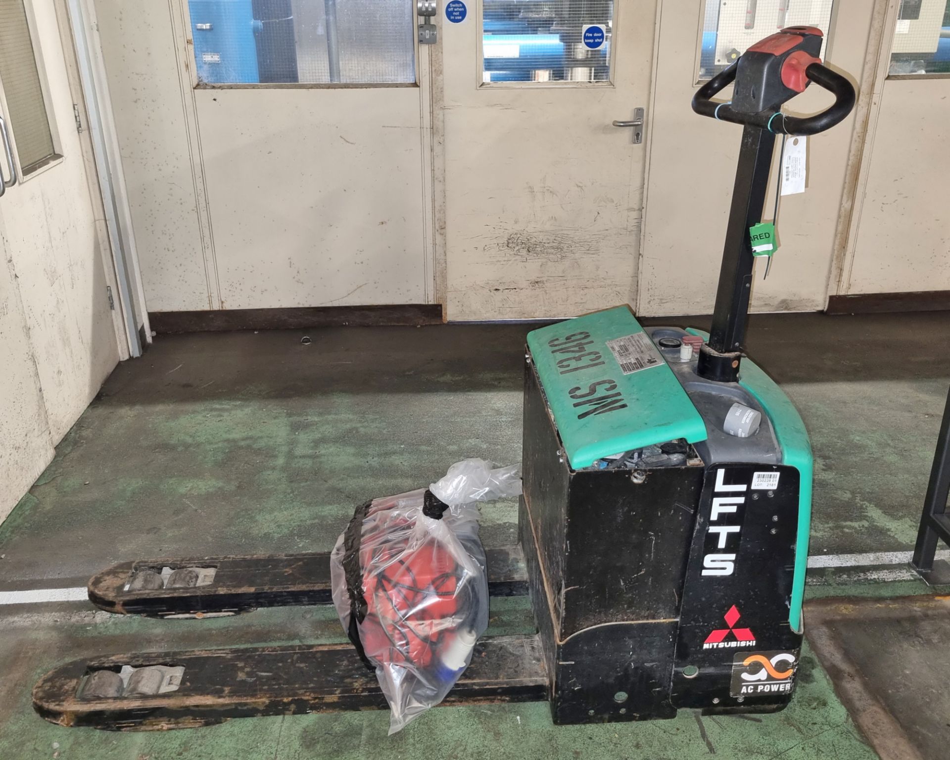 Mitsubishi WBF7 Electric pedestrian pump truck & charger, 2000Kg capacity - L 150 x W 70 x H 145cm