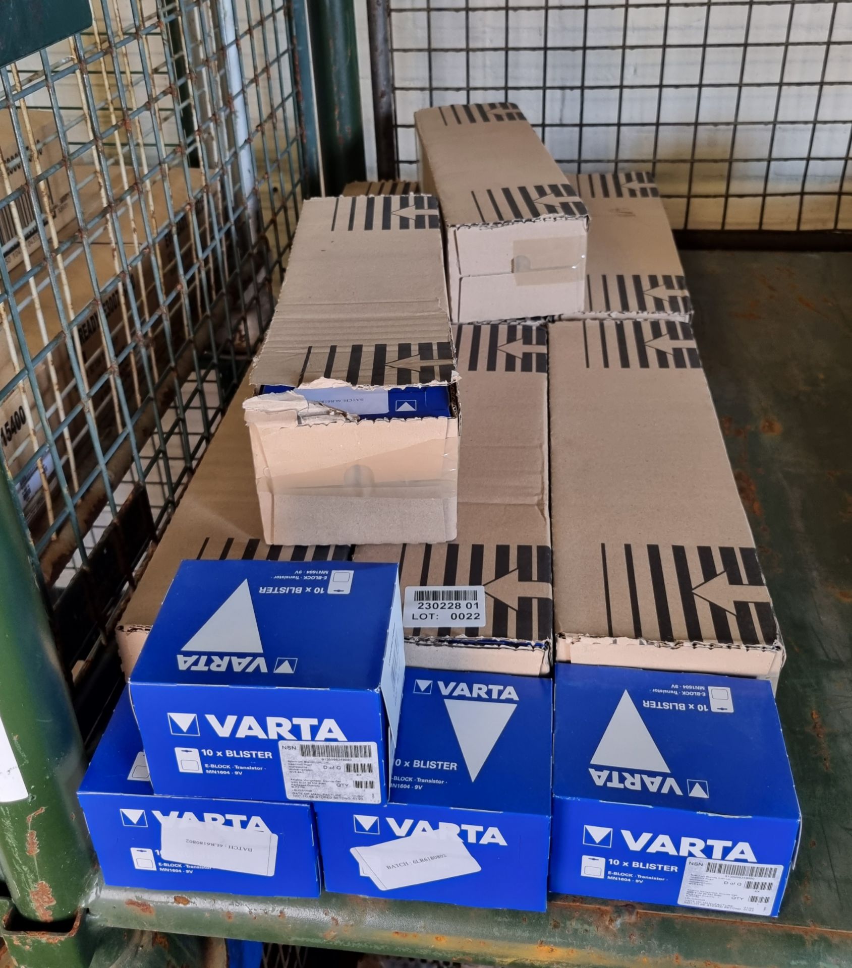 44x packs of Individual Varta Eblock transistor MN1604-9 Volt batteries - 10 in a pack