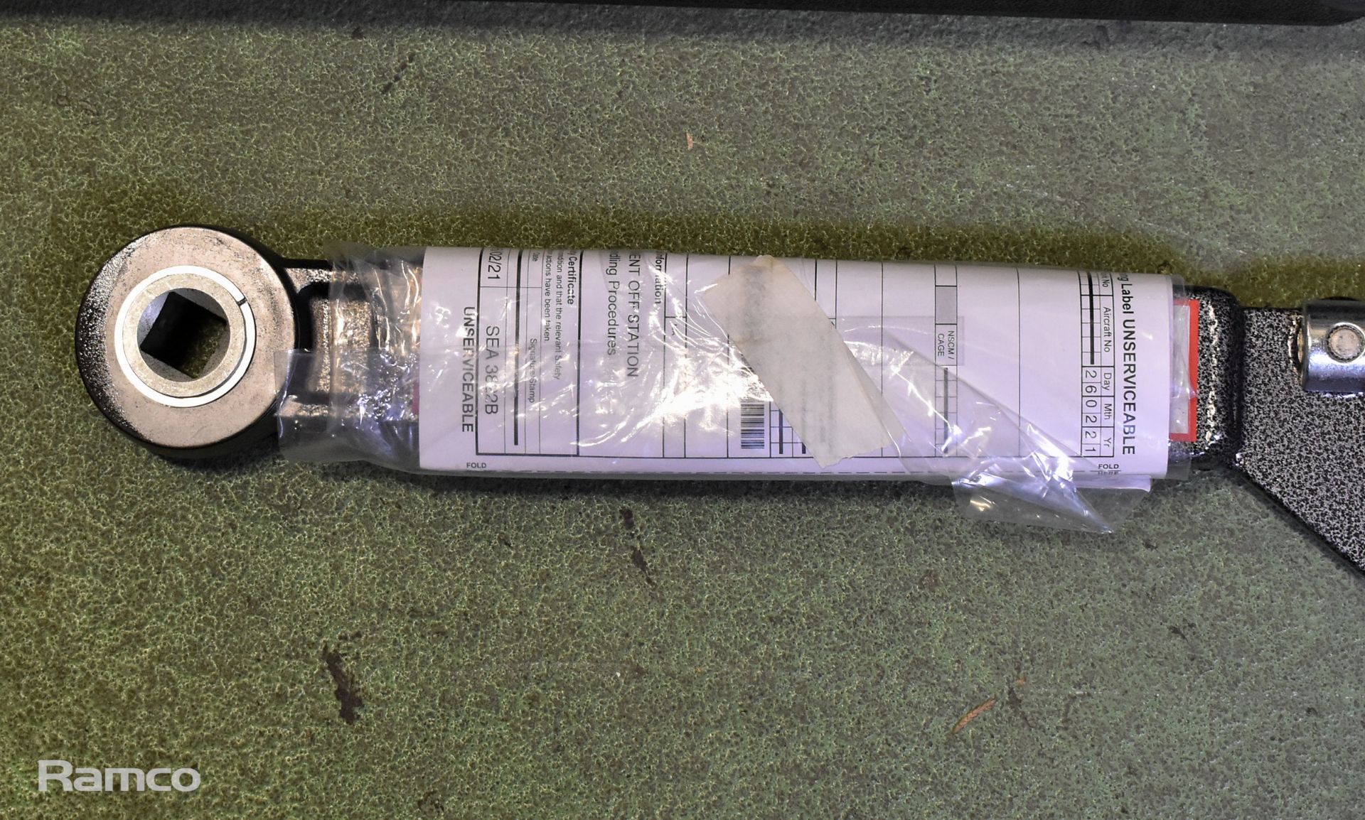 Norbar Industrial 5R torque wrench 1000-700 Nm 200-750 lbf.ft 3/4 square drive in carry case - Image 2 of 3