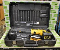 Dewalt DW008 24v reciprocating saw in case w/no charger & 2x battery