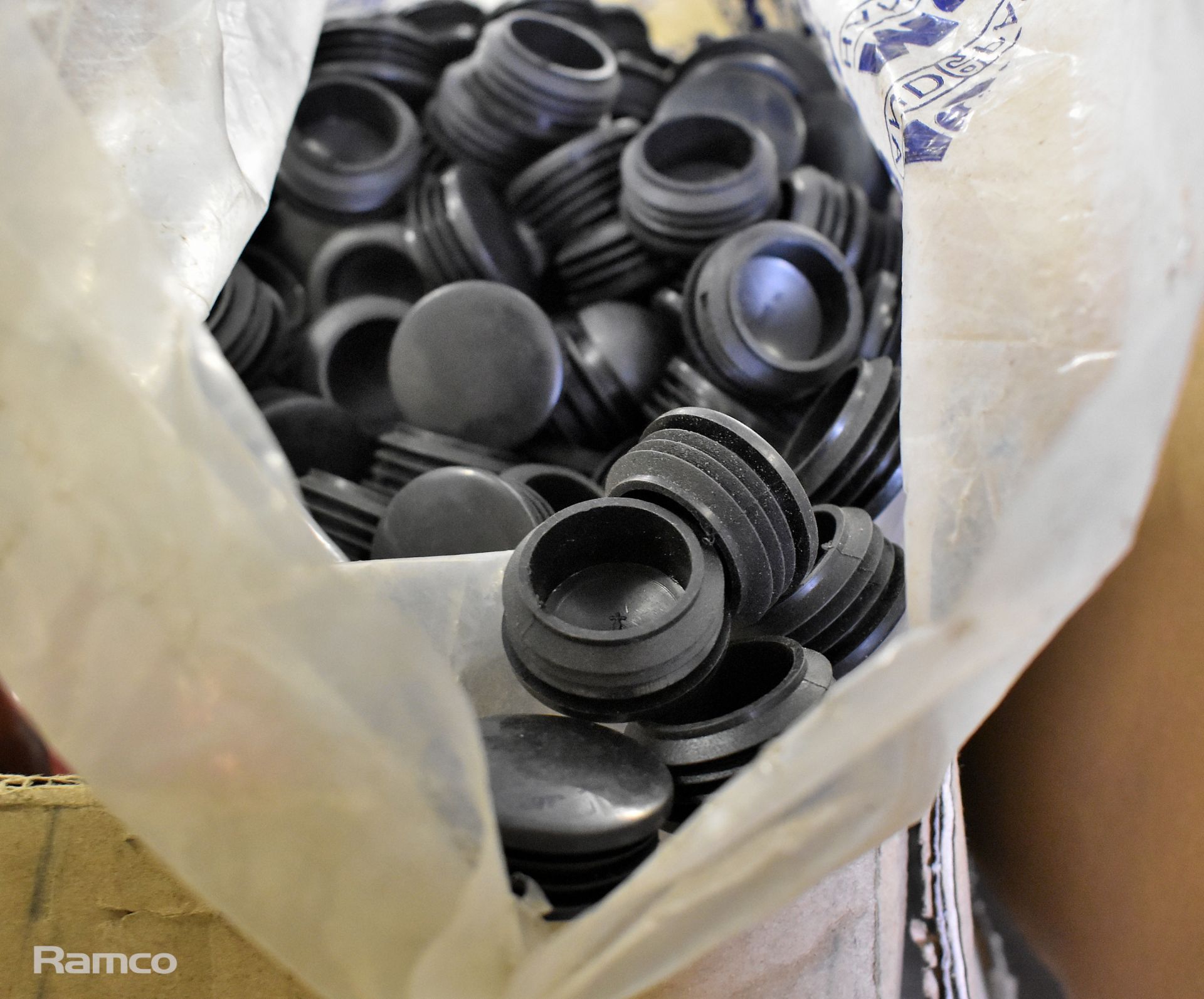 Mechanical spares - Fasteners and plastic end caps - Image 8 of 12