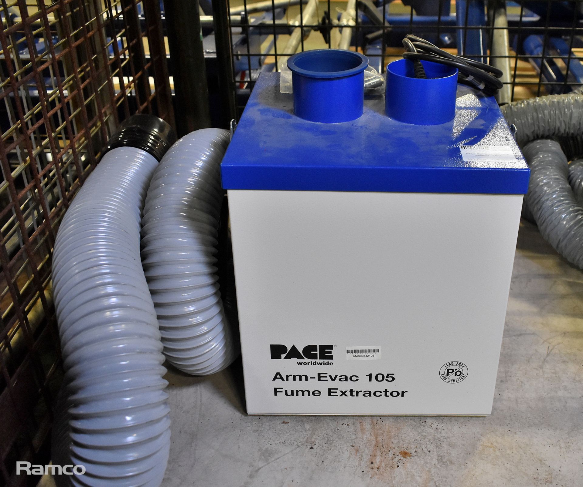 PACE Arm-Evac 105 fume extractor - 240V, Weller WFE 2ES fume extractor unit - Image 2 of 7