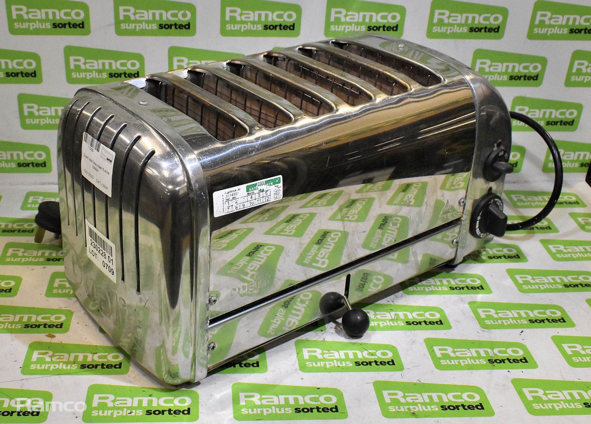 Dualit stainless steel 6 slice toaster - Image 3 of 3