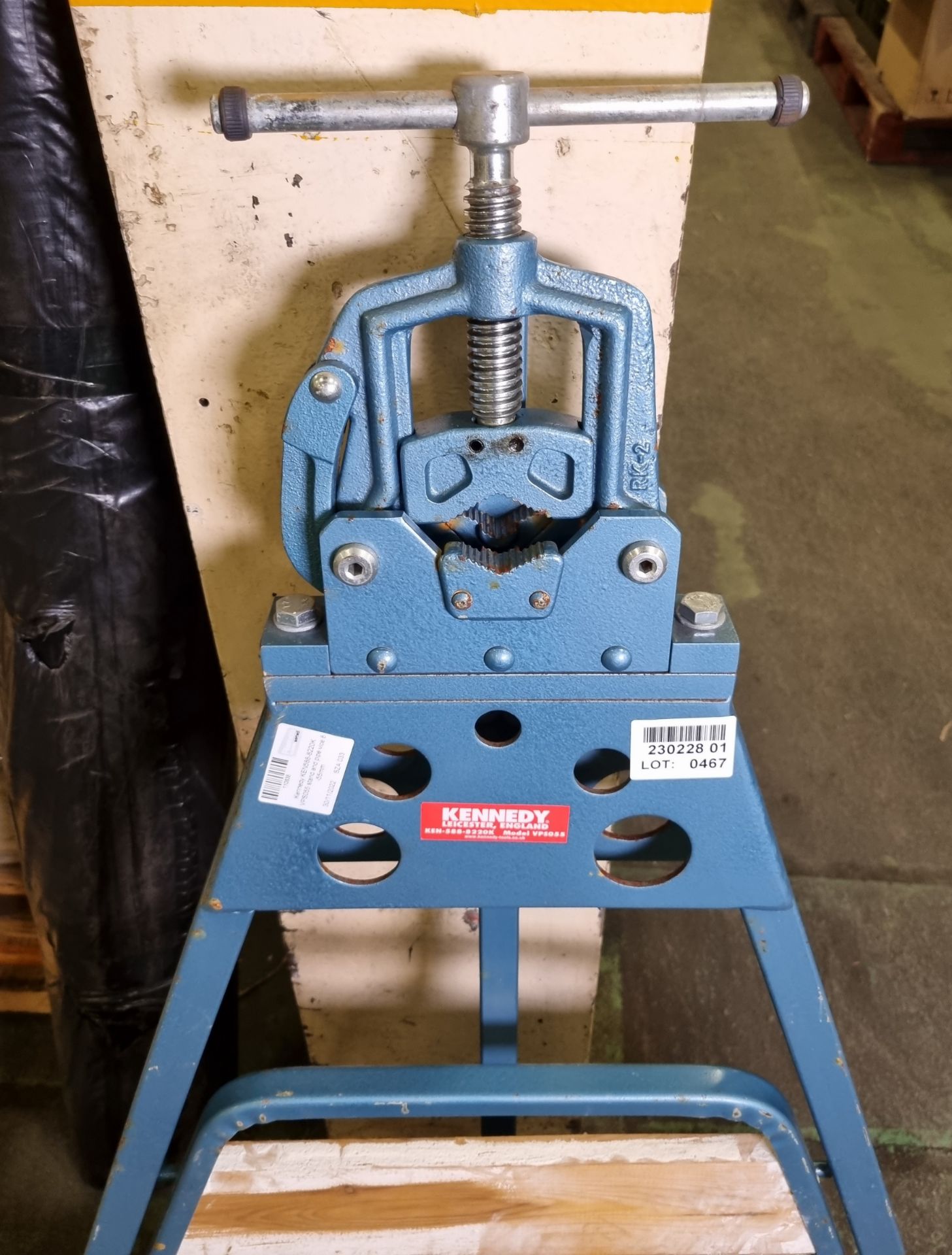 Kennedy KEN588-8220K VPS055 stand and pipe vice 8-55mm - Image 3 of 4