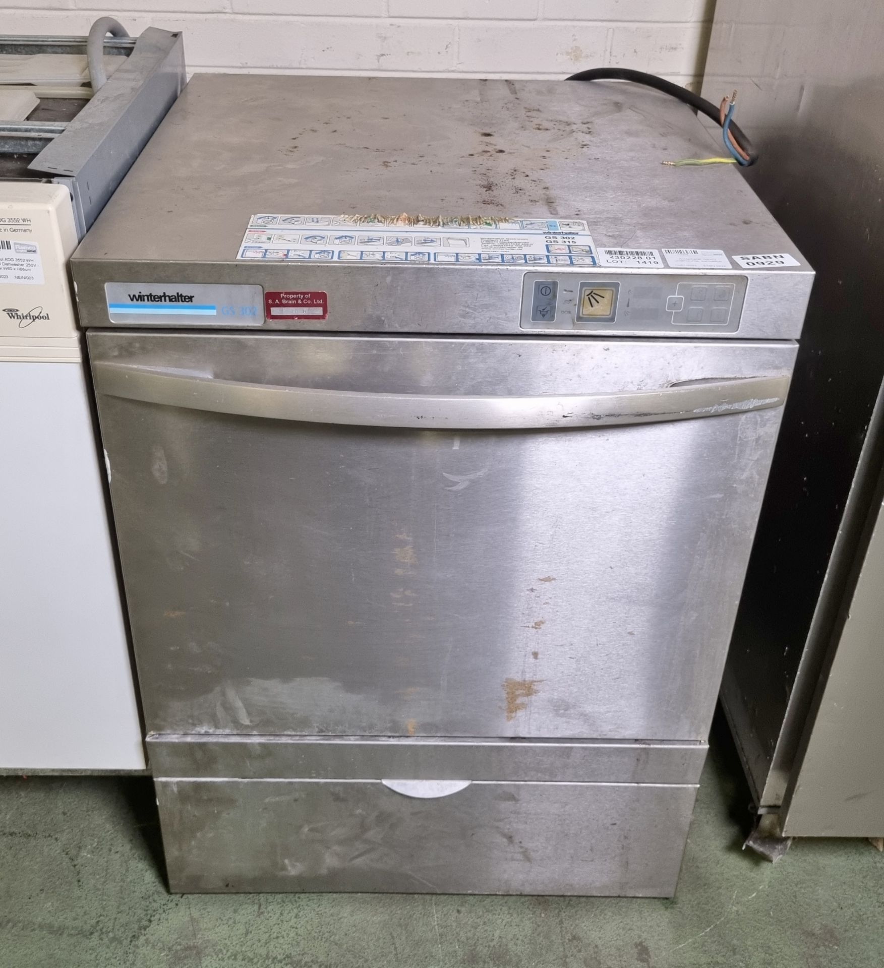 Winterhalter GS302 undercounter dishwasher