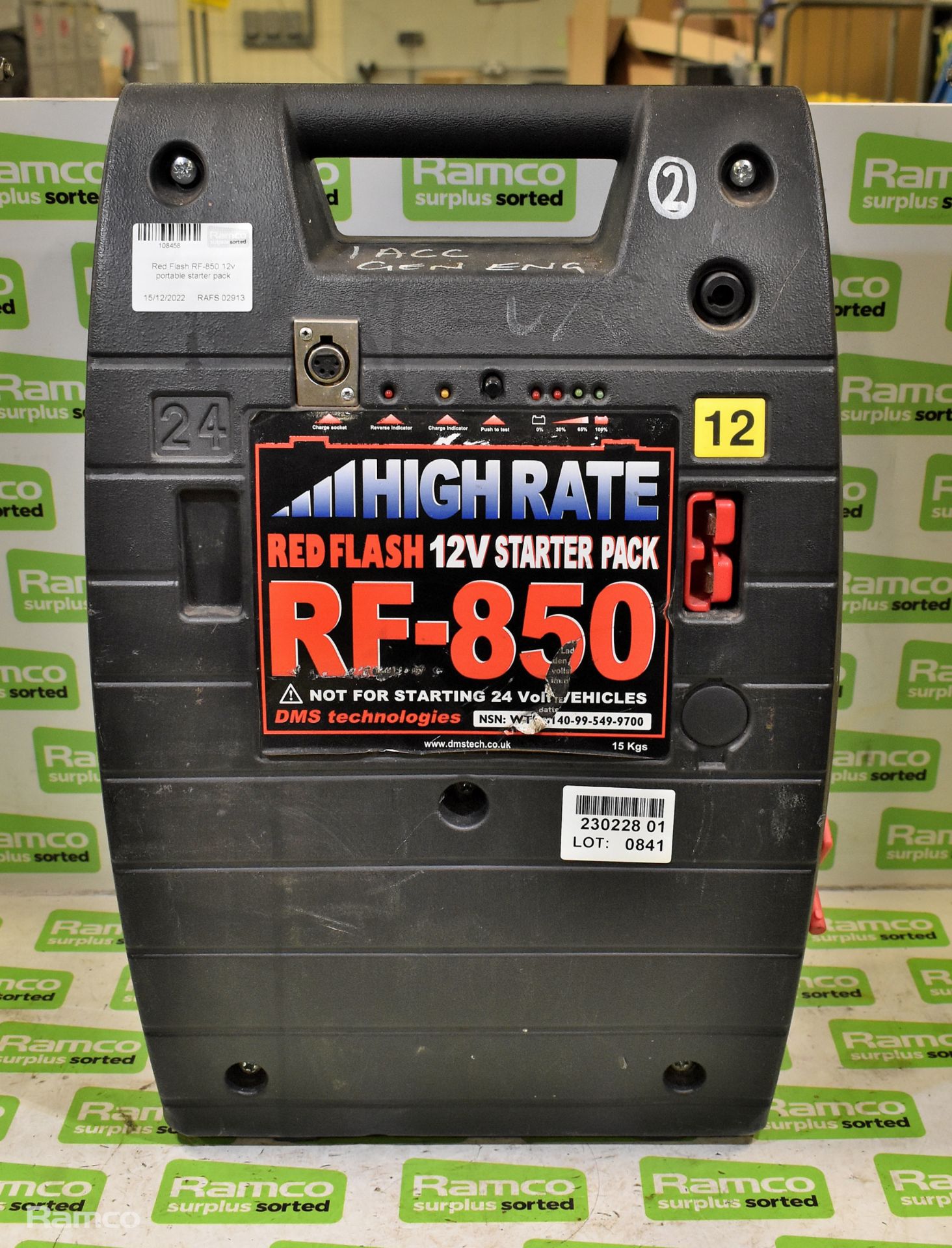 Red Flash RF-850 12v portable starter pack - no cables